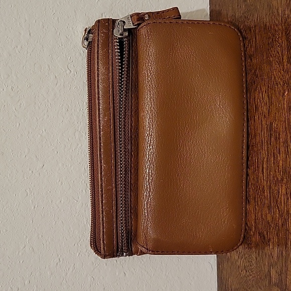 Fossil Handbags - Fossil Women's Leather Wallet